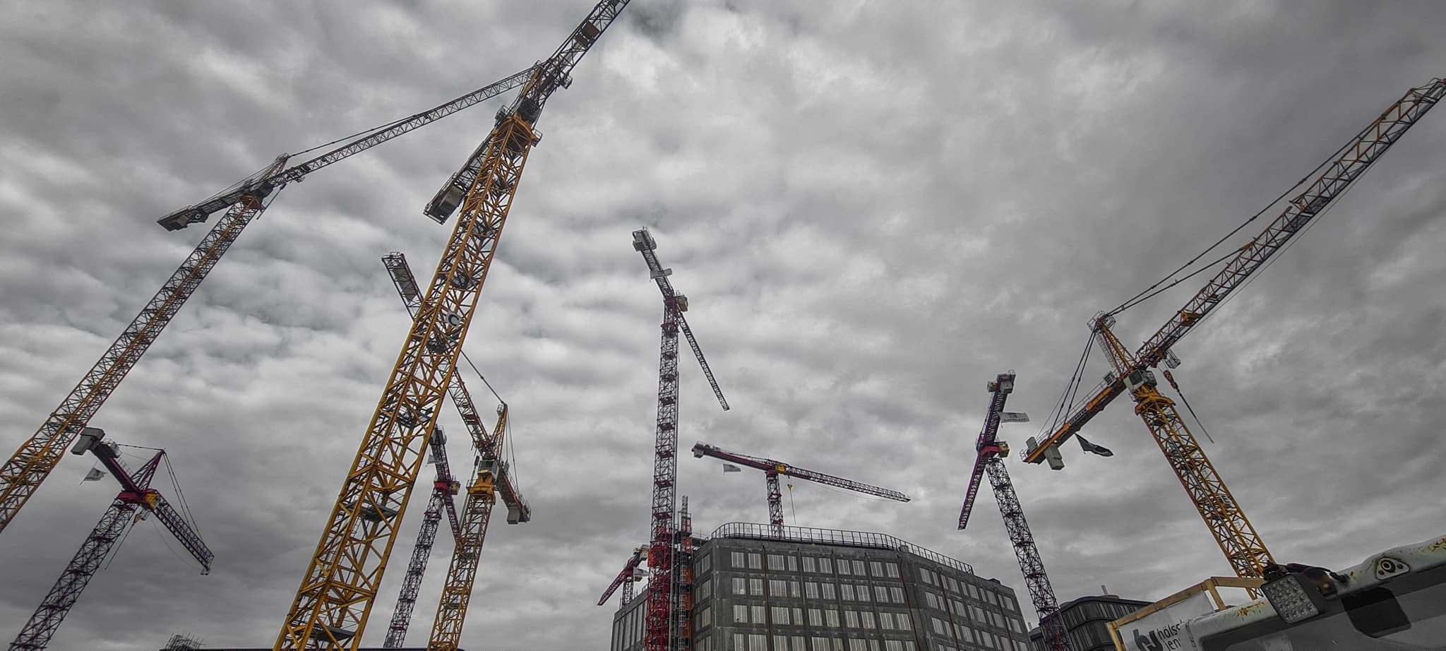 Postbyen, Copenhagen – Complex Crane Work with Liebherr Tower Cranes, — KSR Cranes