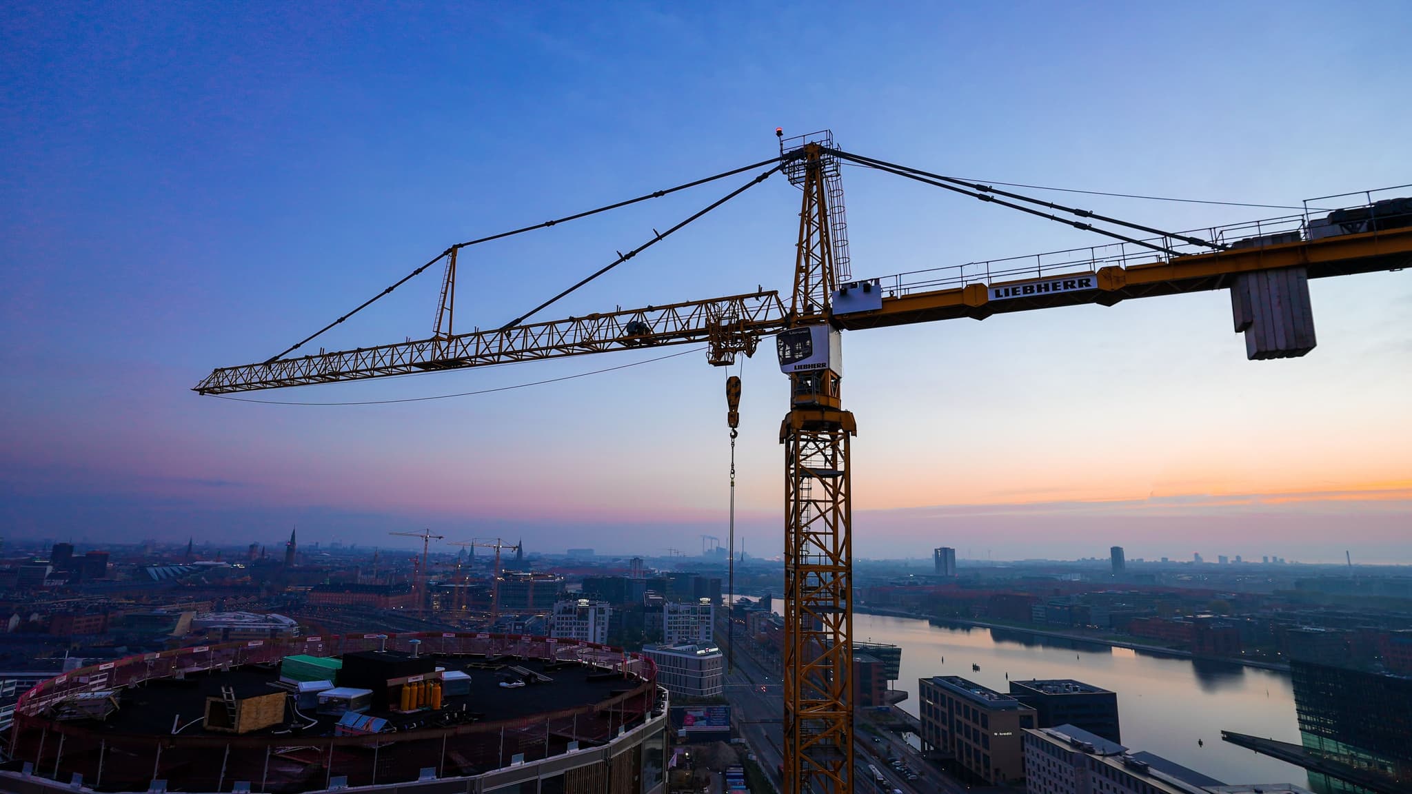Kactus Towers, Copenhagen, — KSR Cranes